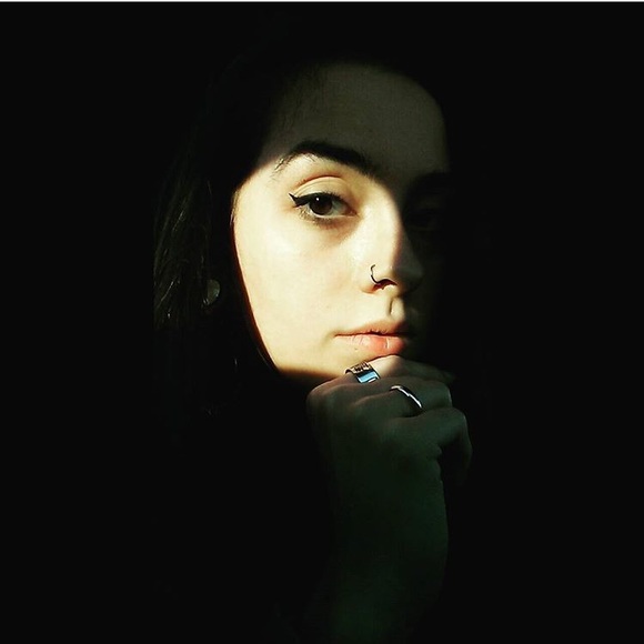 Meet your Posher, MJ - Picture 4 of 13